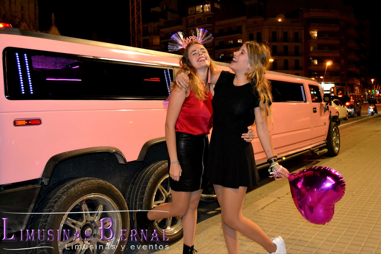 Alquiler de limusina Hummer Rosa en Barcelona